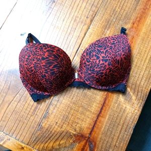 Adore me  front closure bra